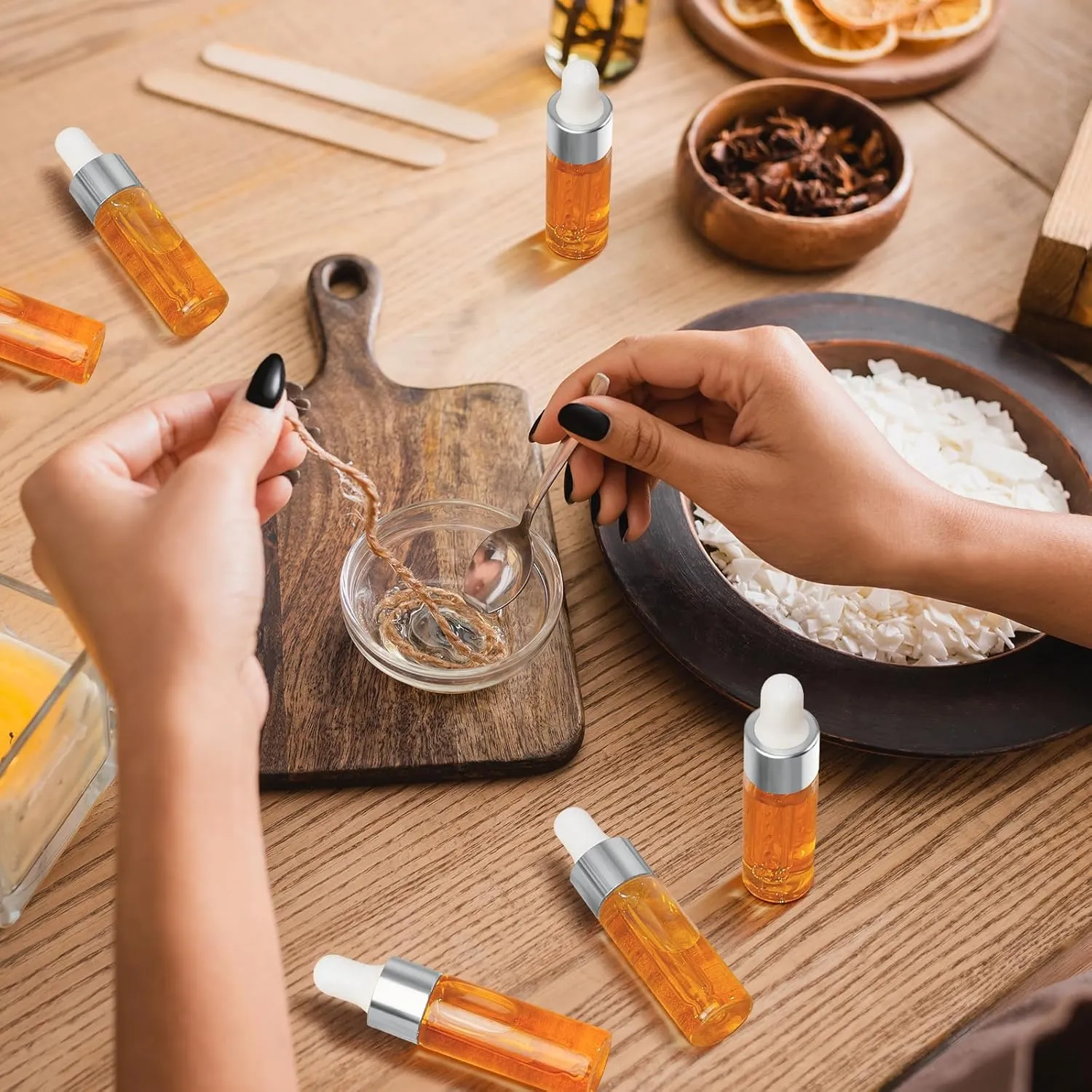 100 Pcs Mini Glass Oil Dropper Bottle Bulk, 5 ml Sliver Clear Essential Small Empty Bottles Sample Containers Perfume Liquid Vials with Cap for Traveling