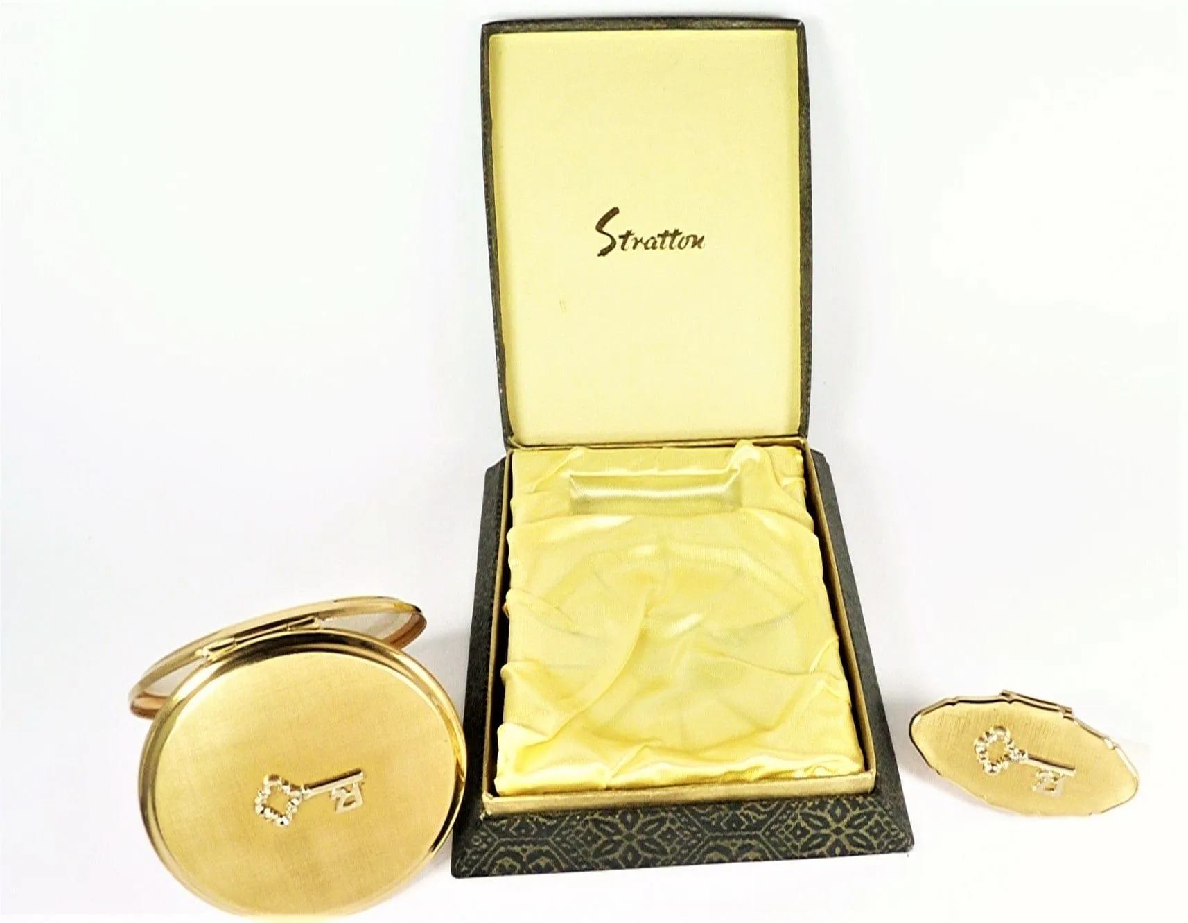 21st Birthday Stratton Vanity Set Coming Of Age Gift 1970s Powder Compact And Lipstick Holder