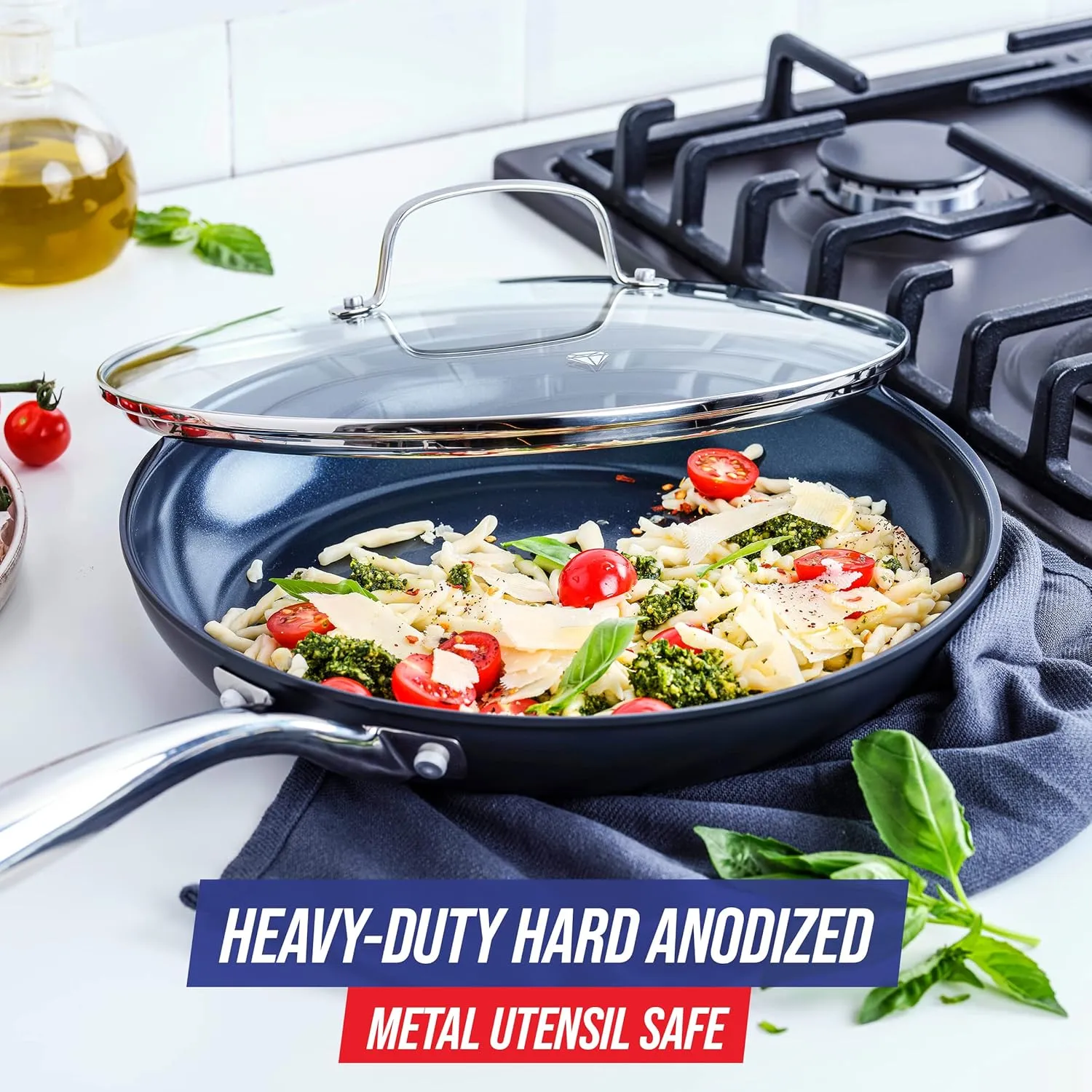 Blue Diamond Hard Anodized 11" Frying Pan includig Lid,Diamond Ceramic Nonstick Skillet, Non Toxic PFAS -Free, Dishwasher & Oven Safe, Even Heating, Metal Utensil Safe, Warp Control, Gray