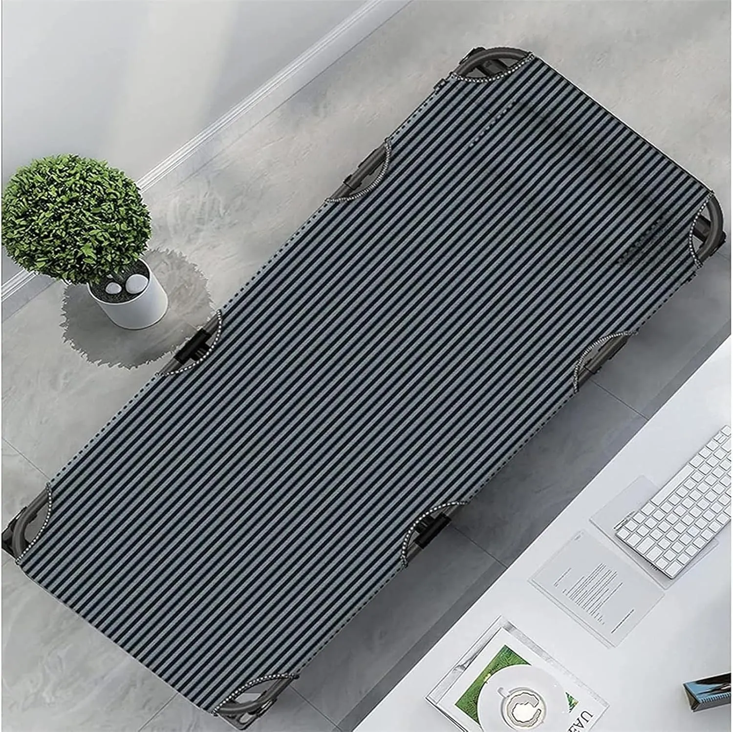 Camping Cot, Folding Cot for Sleeping, Camping Cot for Adults, Portable Folding Outdoor Bed, Supports 330 Lbs, Office Nap and Beach Vocation