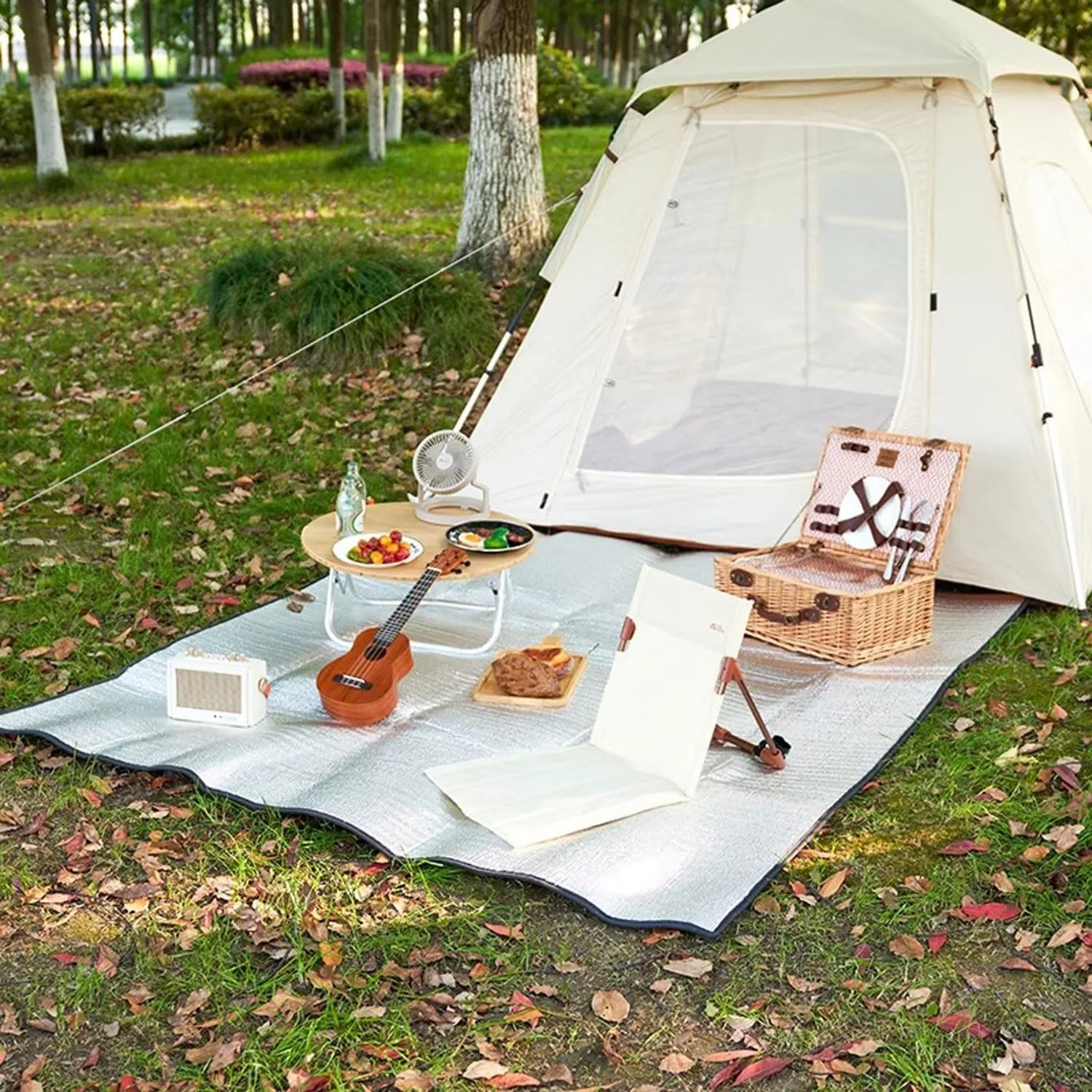 Camping Mat, Foldable Aluminium Foil Foam Sleeping Pad Picnic Tent Rug Blanket for Traveling and Outdoor Activities, 9mm Thickness Multiple Sizes