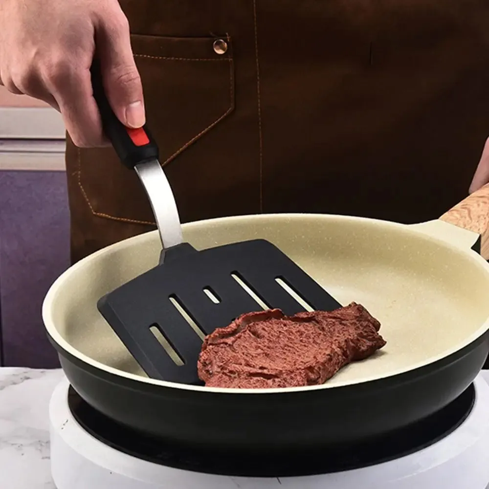 Heat Resistant Nonstick Cookware Flexible Silicone Seamless Spatulas Ergonomic Design Black Slotted Flipper Kitchen Accessories