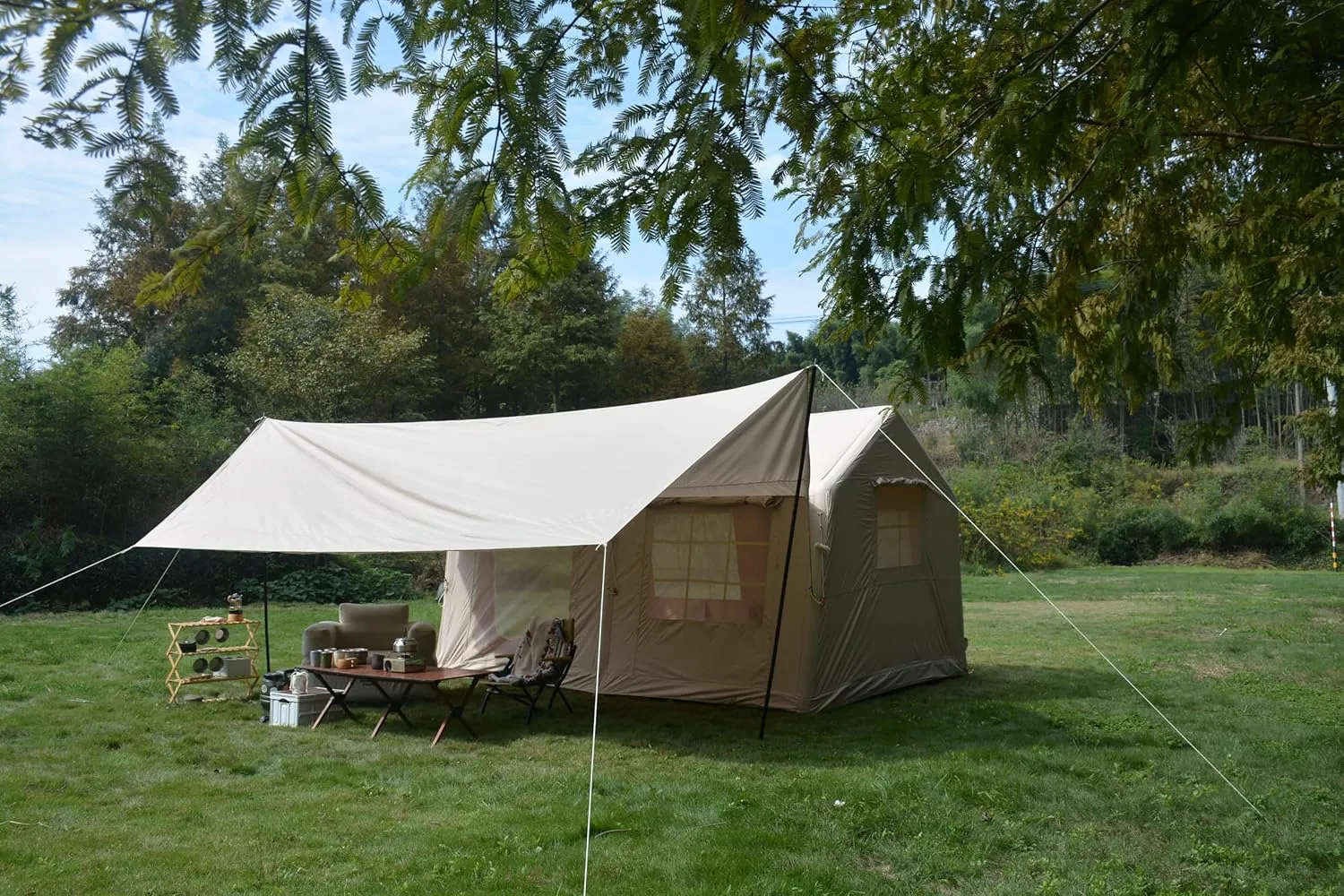Inflatable Camping Tent with Hand Pump,Waterproof and Windproof,Blow up Tent w/Canopy,Portable Air Glamping Tents,4 Seasons,Easy Setup for 7-8 People