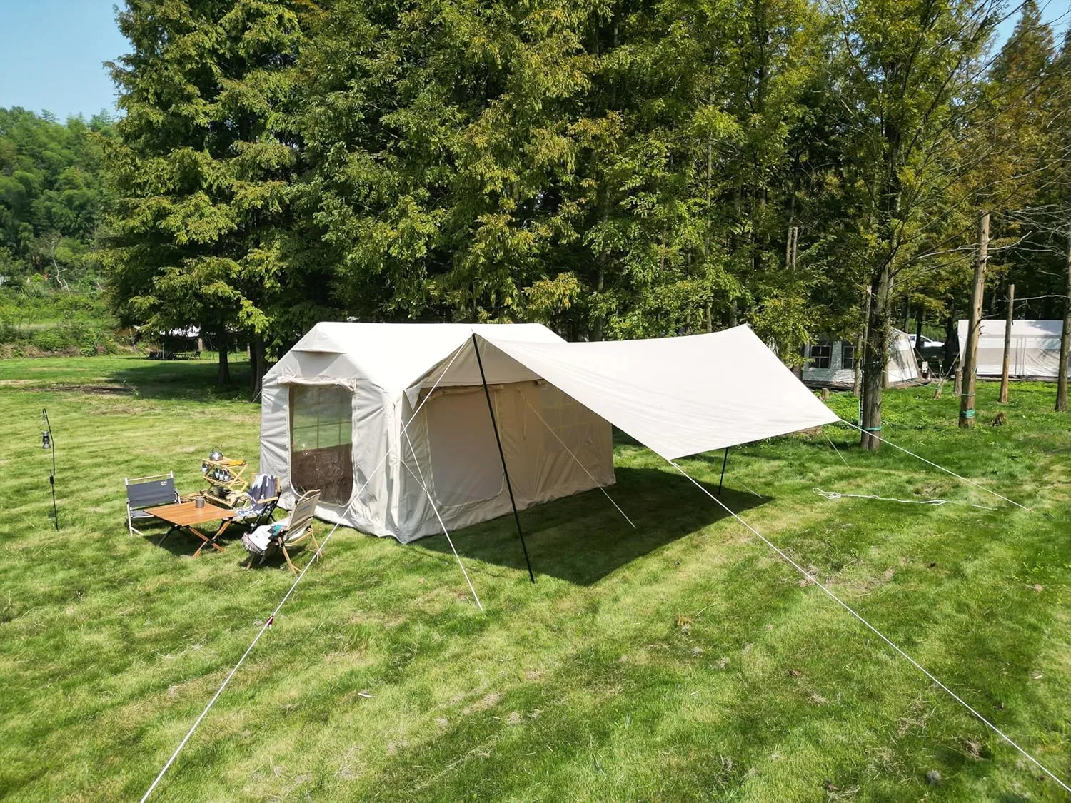 Inflatable Camping Tent with Hand Pump,Waterproof and Windproof,Blow up Tent w/Canopy,Portable Air Glamping Tents,4 Seasons,Easy Setup for 7-8 People