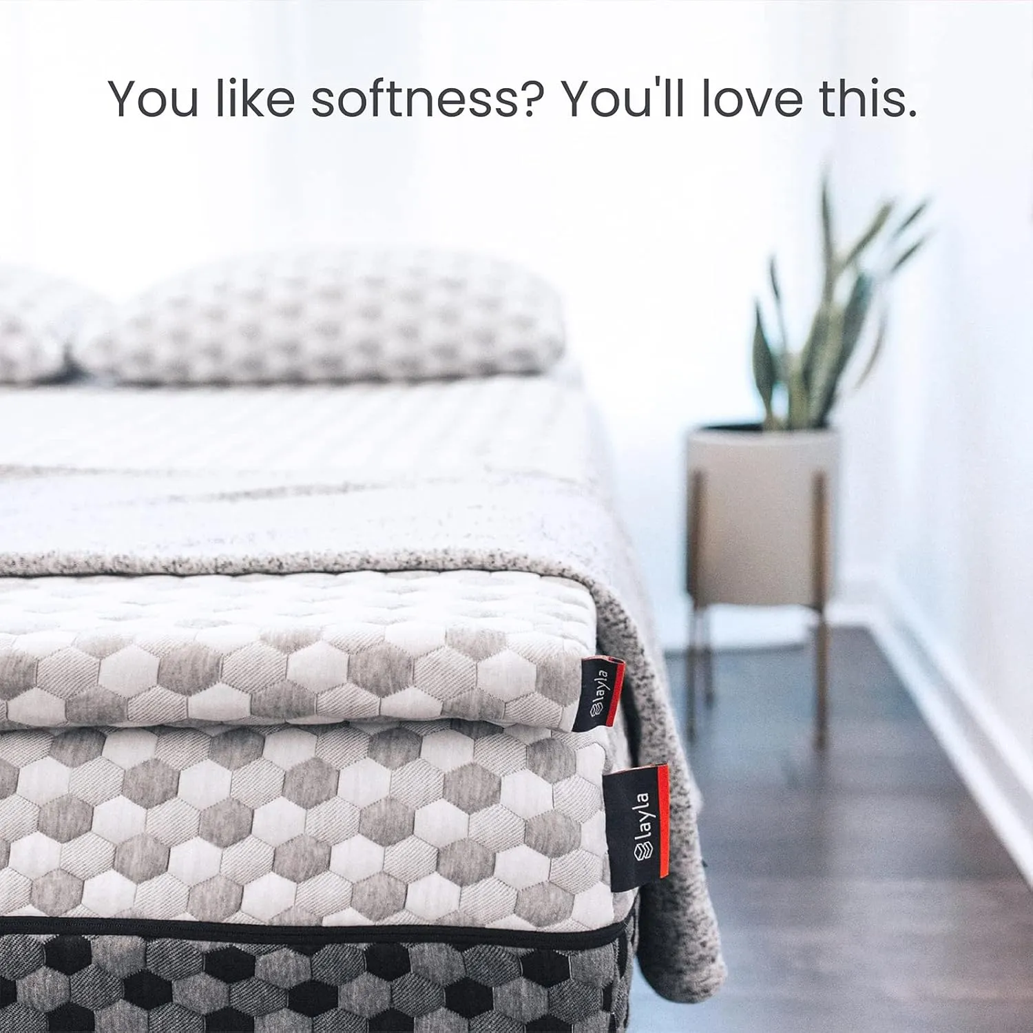 Layla Memory Foam Topper (Twin) Cool, Plush, and Supportive. Just Like a Memory Foam Topper Should be. 2”-Thick Copper-Gel Infused Memory Foam Mattress pad