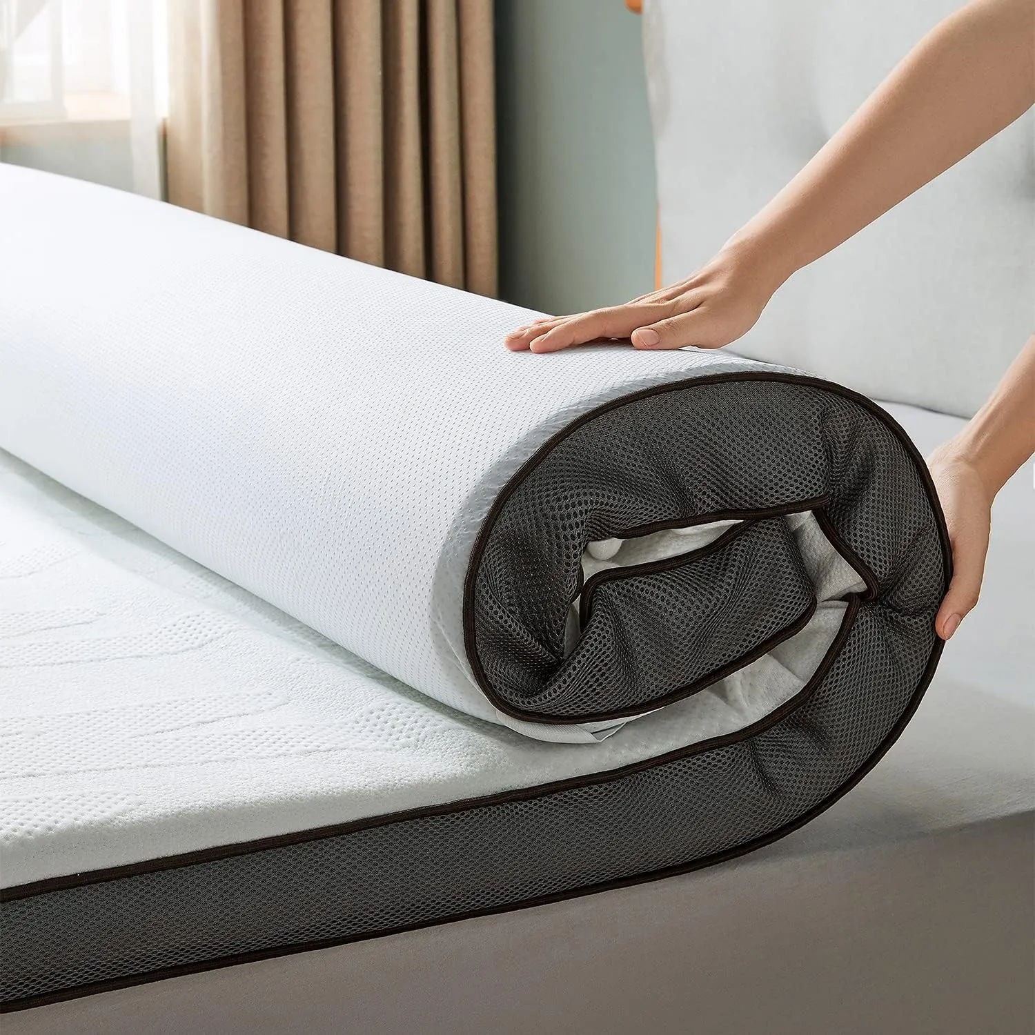 LINSY LIVING Twin Mattresses Toppers 3 Inches, Gel Memory Foam Mattress Topper, Cooling Mattress Topper with Ventilated Design, Removable and Washable Cover, No-Slip Design, Bed Topper Twin Size