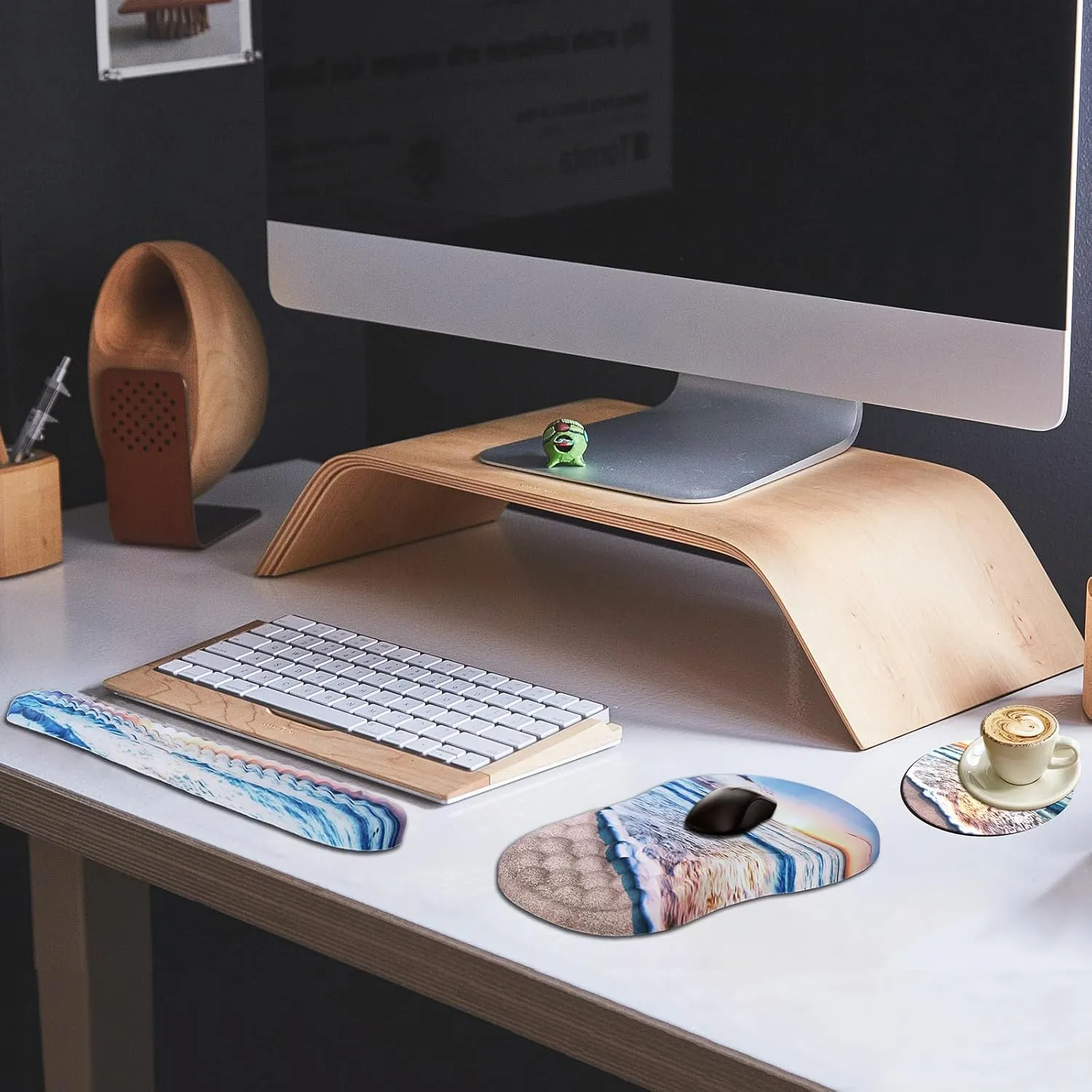 Mouse Pad Wrist Support,Ergonomic Mouse Pad with Wrist Rest,Computer Mouse Pads Pain Relief Keyboard Wrist Rest with Coaster Set,Non-Slip Computer Gel Mouse Pad for Desk Laptop Office-Beach Sunset