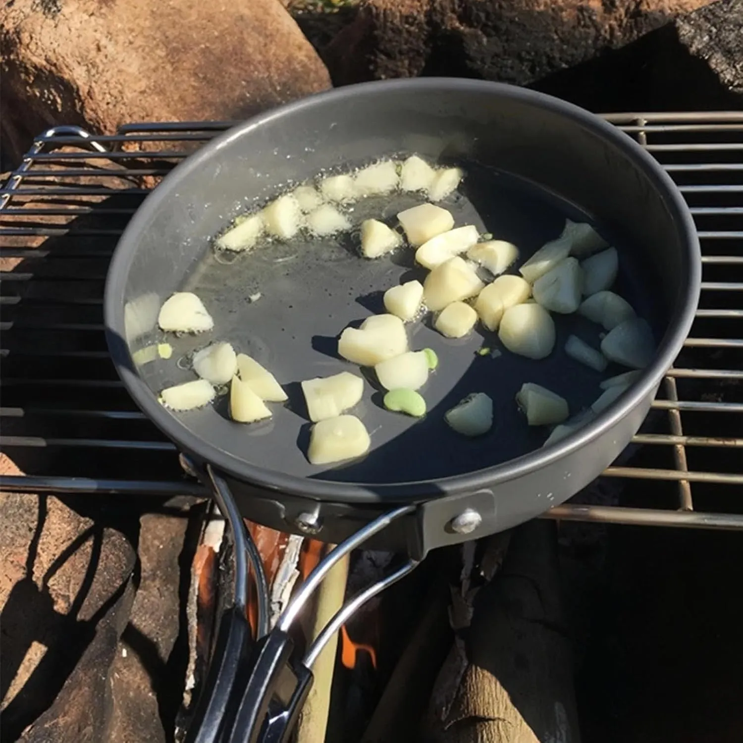 Outdoor Pan Pot Ultra-Light Hard Aluminum Alloy Picnic Cookware Set Camping Cookware Frying Pan Camping Hike Utensils (Size : M), Medium