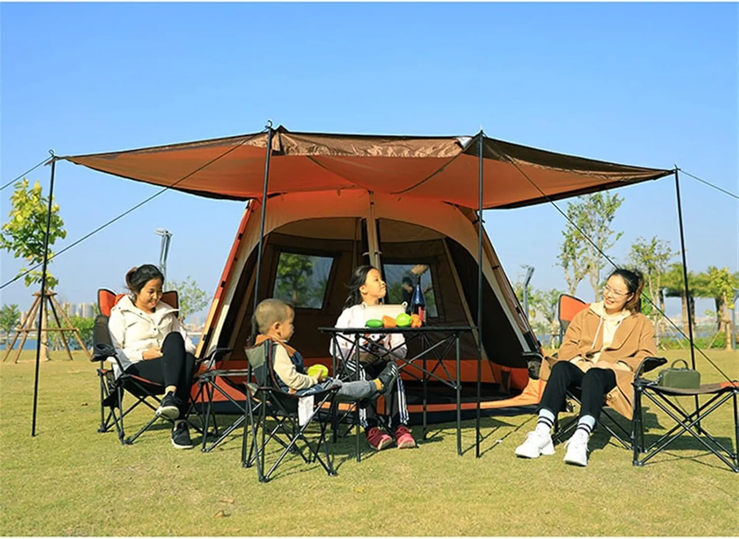 Pop Up Family Camping Tent,3-4 Person Beach Tent Sun Shelter for Family with Sun Protection,Large Windows Vestibule Windproof Beach Instant Tent for Kids, Backyard,Indoor and Outdoor (Orange Small)