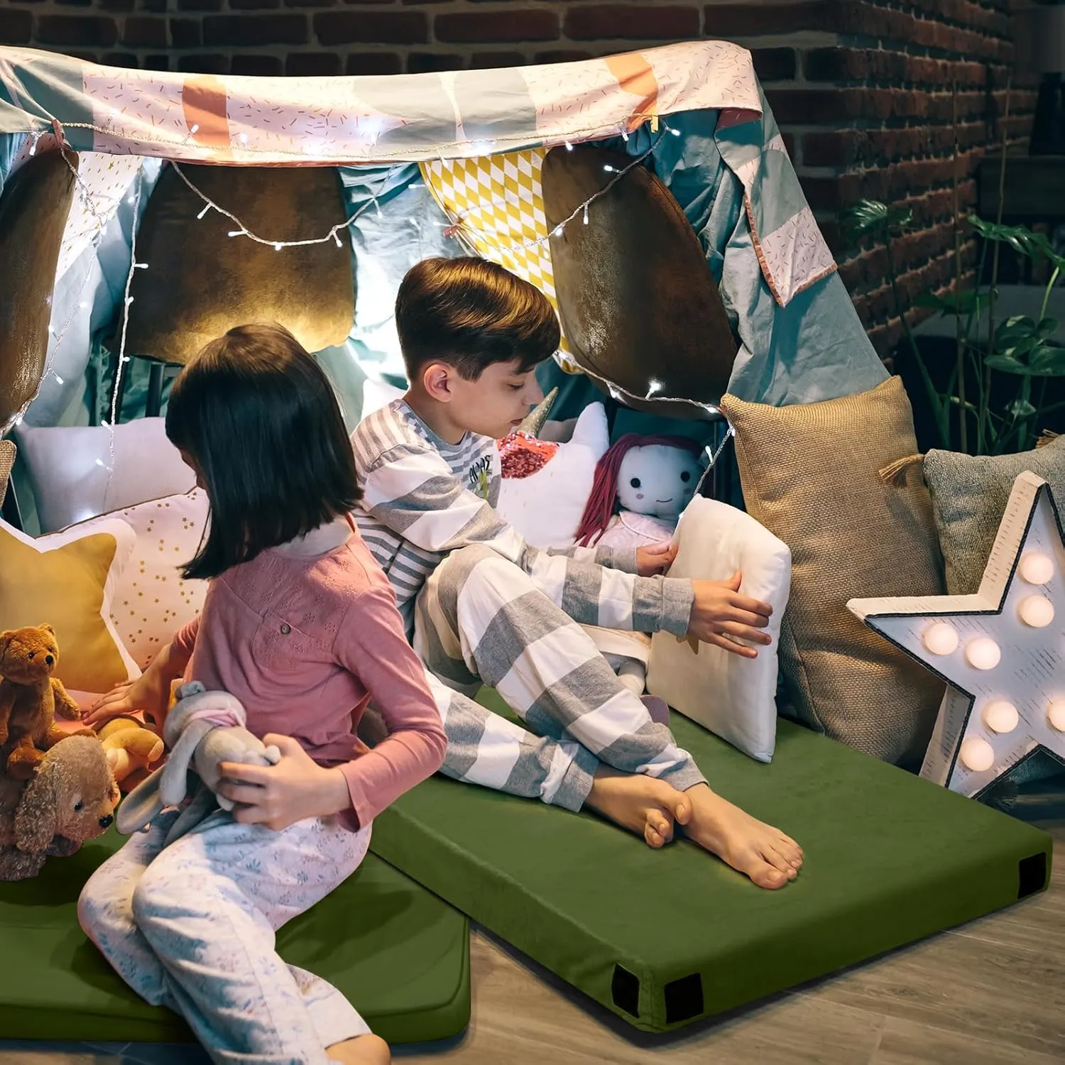 Thick Memory Foam Camping Mattress Sleeping Pad, Memory Foam Camping Mattress Pad, Sleeping Mat Portable Floor Mat Roll Up Mattress for Guests Kids Adult Sleepover