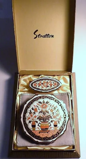 Unused Vintage Stratton Imari Style Vanity Set 1970s