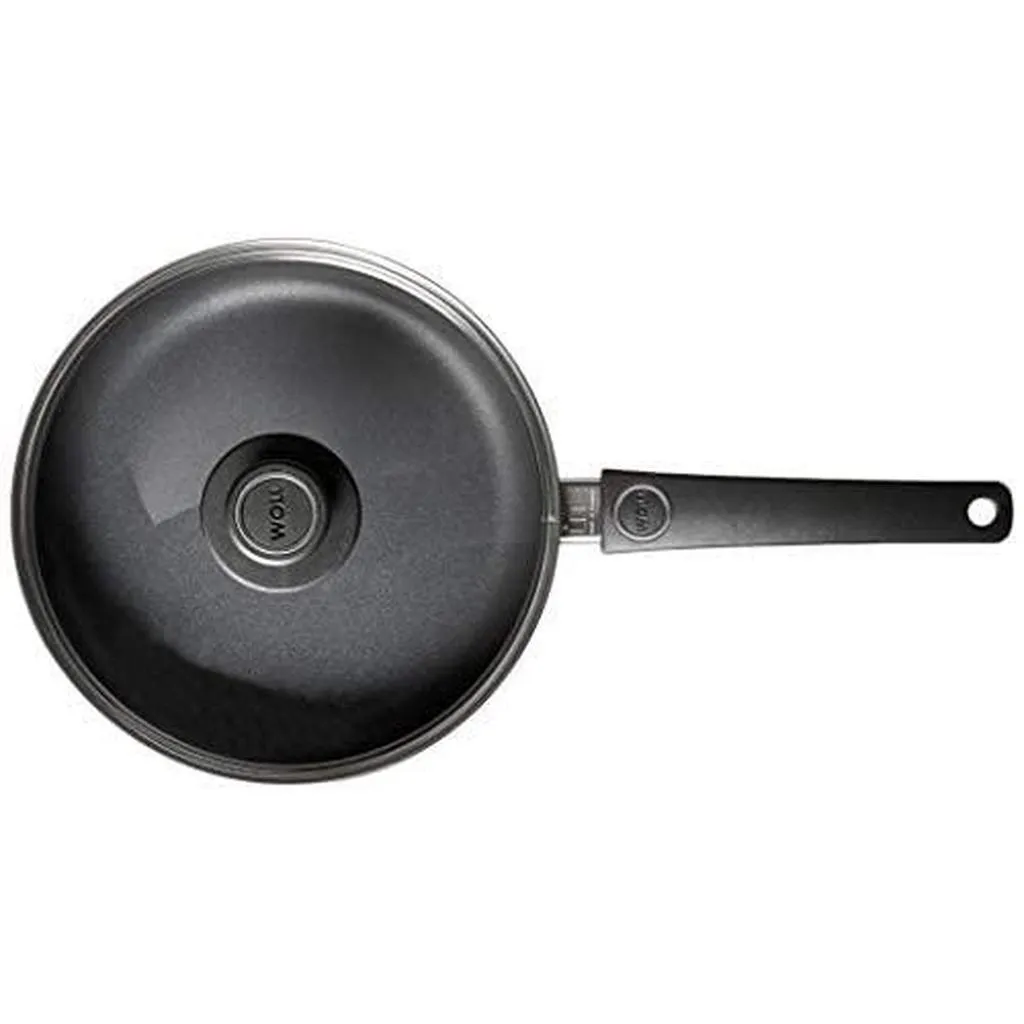 Woll Diamond Lite Saute Pan With Lid (Saute w/Lid, 9.5")