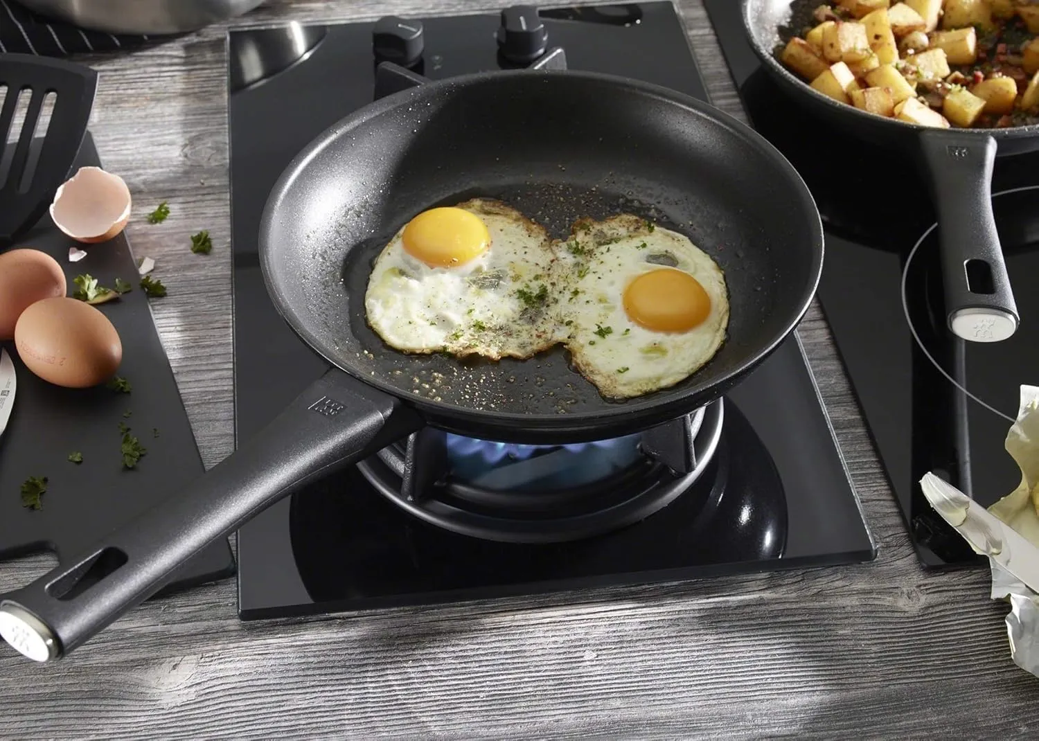 ZWILLING Madura Plus Forged 8-inch Nonstick Fry Pan, Excellent Heat Distribution and Retention for Perfect Searing, Browning and Even Cooking, Easy Cleanup, Scratch Resistant, Oven Safe